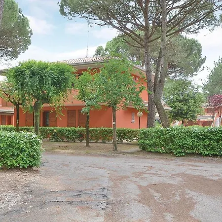 Amazing In W/ Outdoor Swimming Pool, Outdoor Swimming Pool And 2 Bedrooms Apartment *